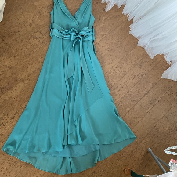 Jones New York 100% Silk prom, sea foam green bridesmaids dress! Formal! Size 8 - Picture 11 of 14